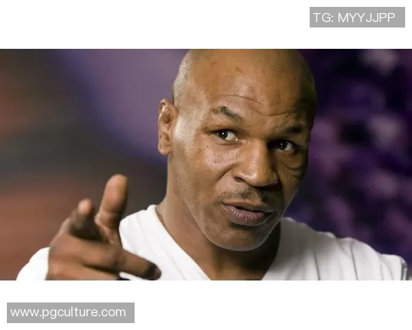 罗霍解放者杯挥肘误伤队友眼部肿胀鼻血直流引发场面混乱